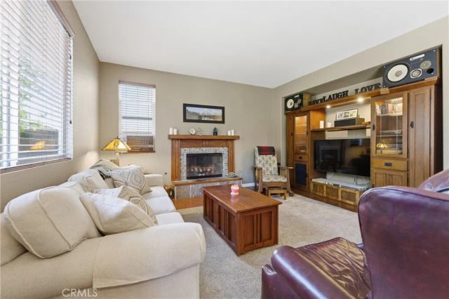 6105 W Avenue K4, Lancaster, CA 93536
