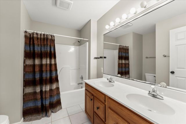 302 County Road 2650 N, Mahomet, IL 61853