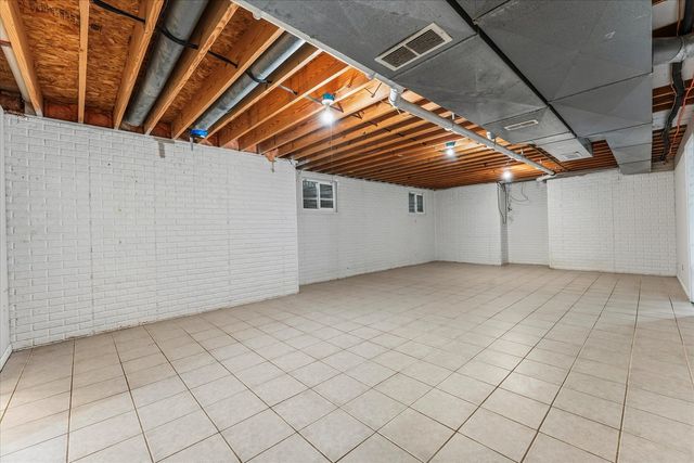 302 County Road 2650 N, Mahomet, IL 61853