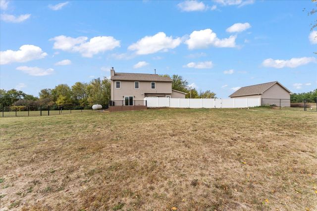 302 County Road 2650 N, Mahomet, IL 61853