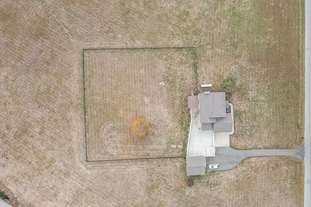 302 County Road 2650 N, Mahomet, IL 61853