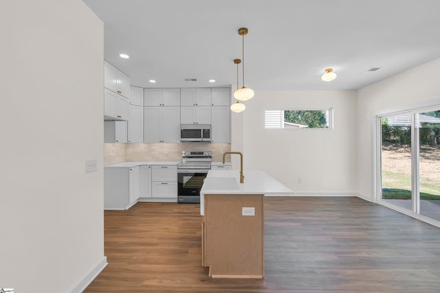 10A Hammett Street, Piedmont, SC 29673