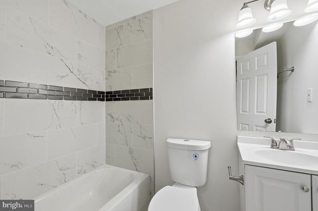 830 OYSTER BAY HRBR, Pasadena, MD 21122