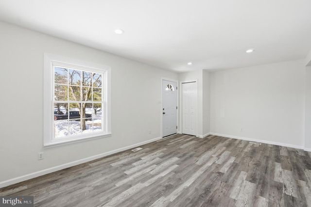 830 OYSTER BAY HRBR, Pasadena, MD 21122