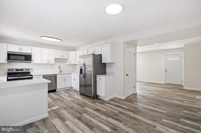 830 OYSTER BAY HRBR, Pasadena, MD 21122