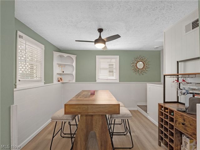 540 Kenilworth Road, Bay Village, OH 44140