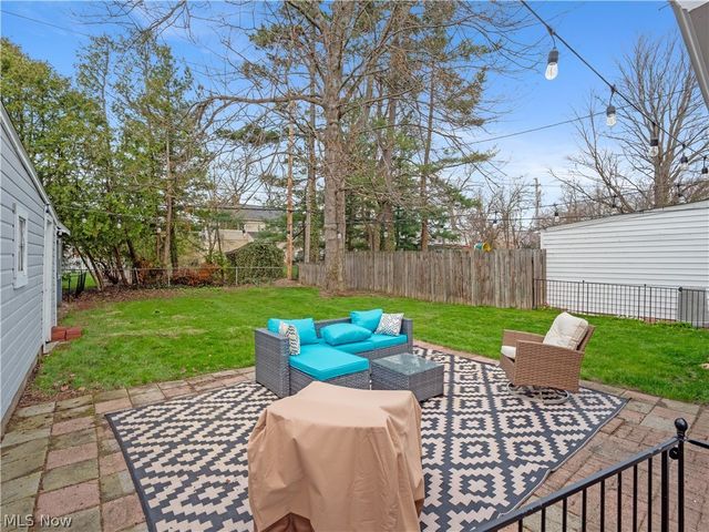 540 Kenilworth Road, Bay Village, OH 44140