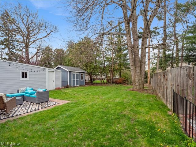 540 Kenilworth Road, Bay Village, OH 44140