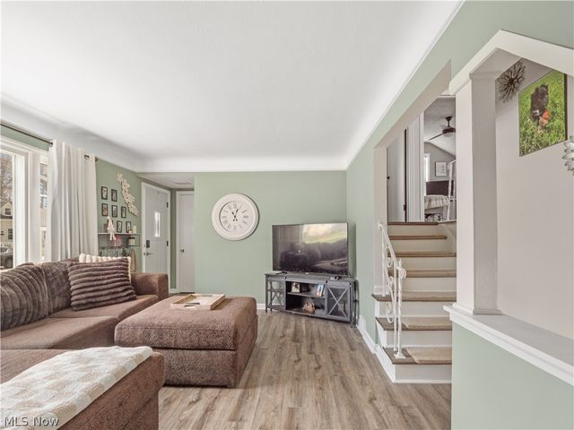 540 Kenilworth Road, Bay Village, OH 44140