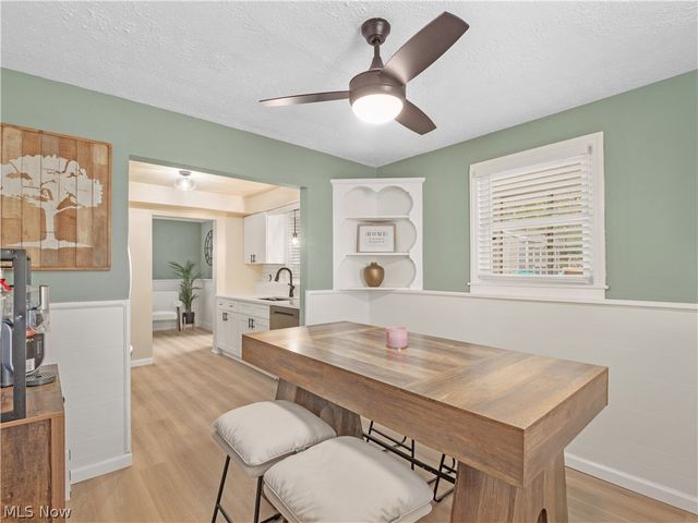 540 Kenilworth Road, Bay Village, OH 44140