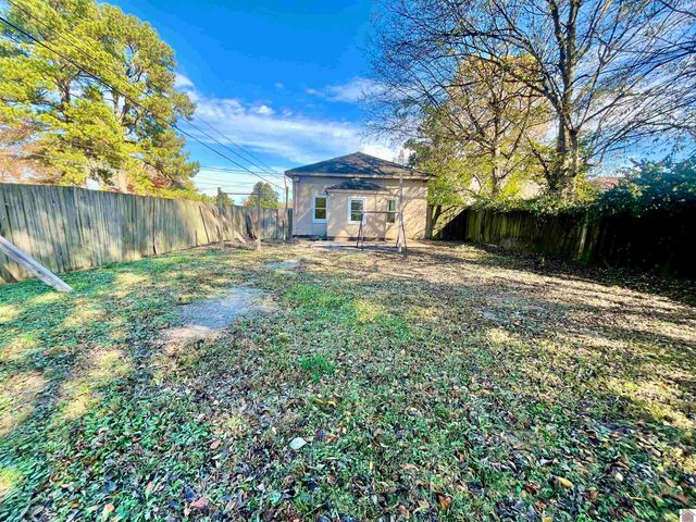 681 W Jefferson Street, Paducah, KY 42001