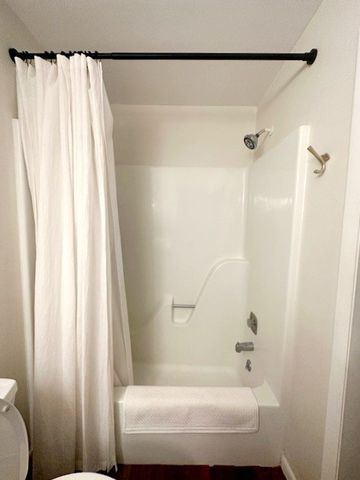 805 Bellevue Rd, Nashville, TN 37221