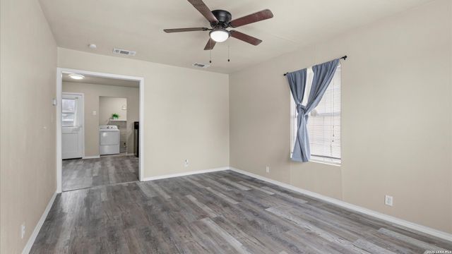 310 ALDAMA, San Antonio, TX 78237