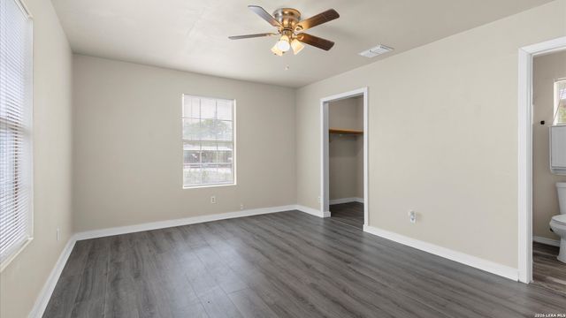 310 ALDAMA, San Antonio, TX 78237