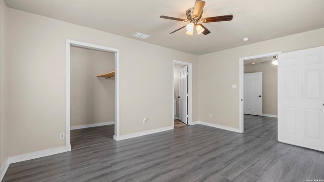 310 ALDAMA, San Antonio, TX 78237