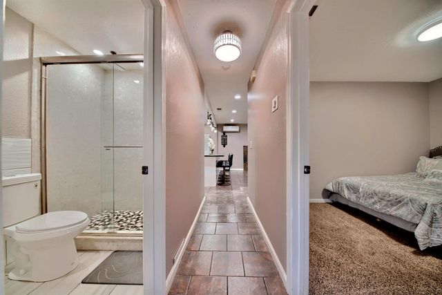 9014 Hillcrest Ave, Stockton, CA 95210
