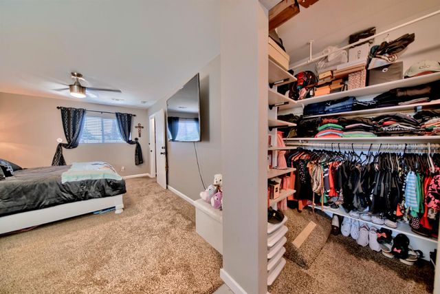 9014 Hillcrest Ave, Stockton, CA 95210