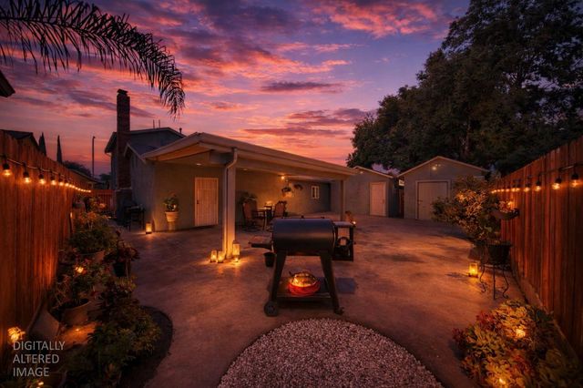 9014 Hillcrest Ave, Stockton, CA 95210