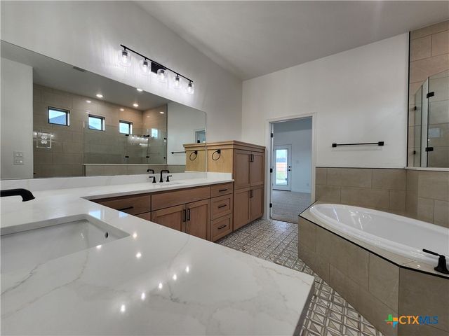 11012 Stinnett Mill Road, Salado, TX 76571