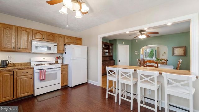 8016 ARLINGTON AVE, Upper Darby, PA 19082