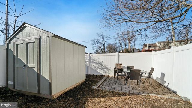 8016 ARLINGTON AVE, Upper Darby, PA 19082