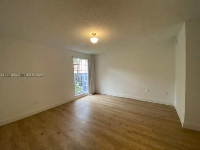 10834 N Kendall Dr X13, Miami, FL 33176