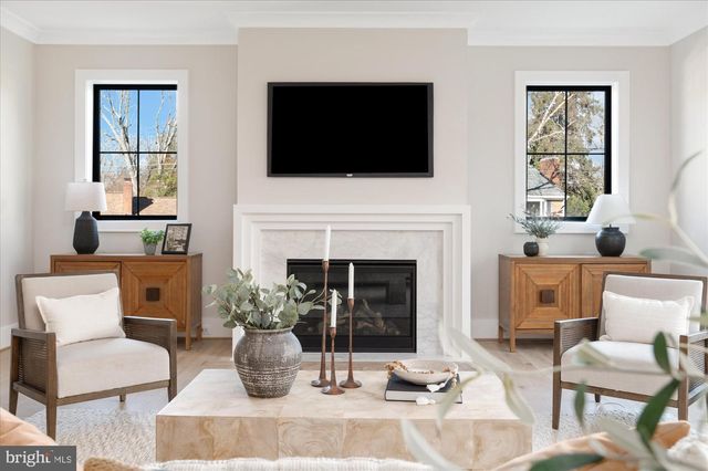 2929 N GREENCASTLE ST, Arlington, VA 22207