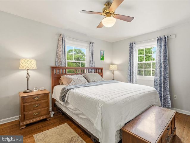 1059 VALLEYBROOK DR, Hagerstown, MD 21742