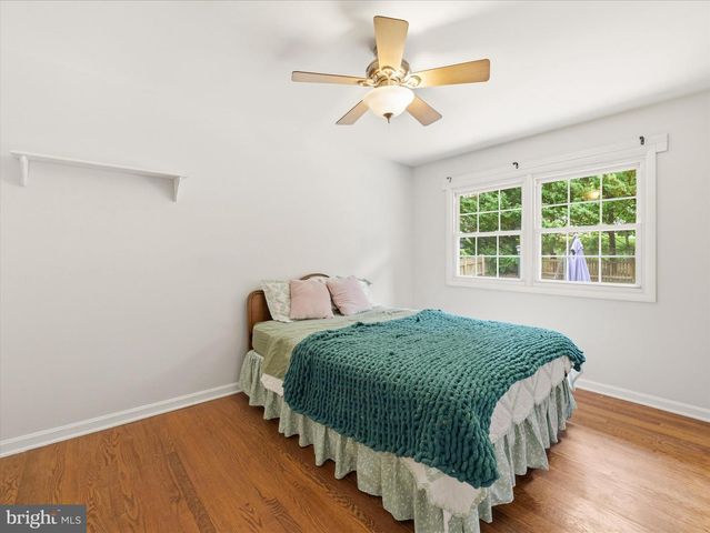 1059 VALLEYBROOK DR, Hagerstown, MD 21742