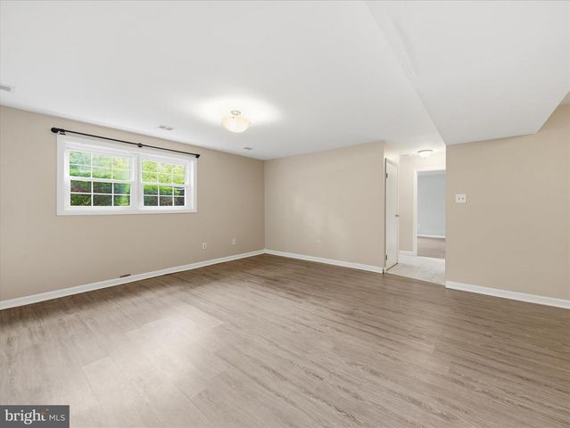 1059 VALLEYBROOK DR, Hagerstown, MD 21742