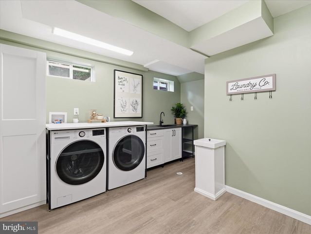 1059 VALLEYBROOK DR, Hagerstown, MD 21742