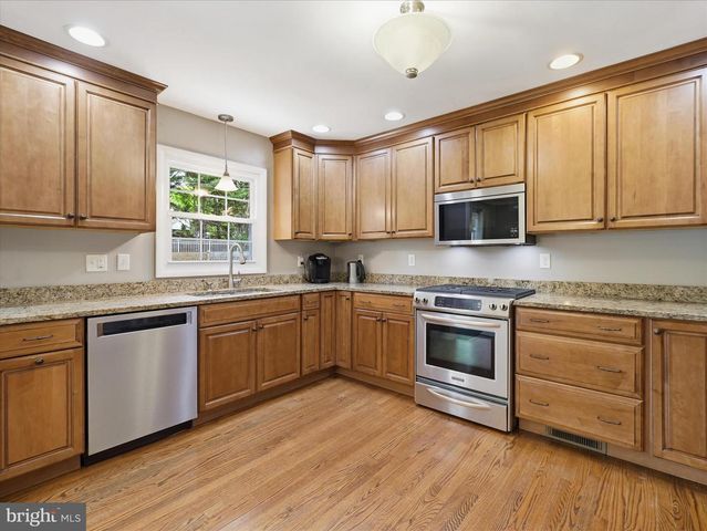 1059 VALLEYBROOK DR, Hagerstown, MD 21742