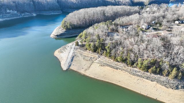 453 Water Cliff Drive, Somerset, KY 42503