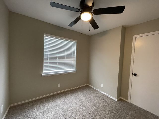 4104 GREEN ACRES Circle, Arlington, TX 76017
