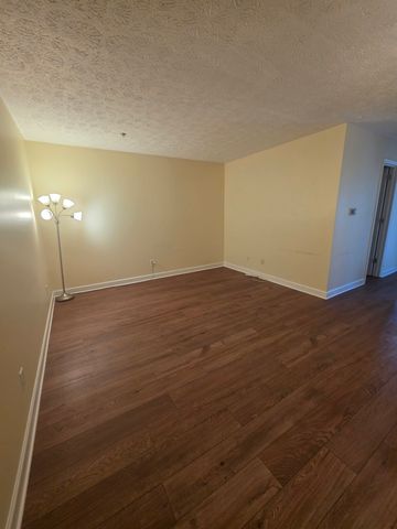 1808 State St Apt 213, Nashville, TN 37203