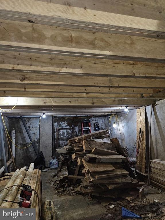 Image 9 of property listing at 3461 RORER ST, Philadelphia, PA 19134