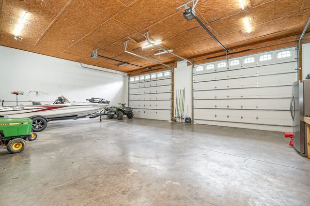 1462 Peter Pond Rd, Ashland City, TN 37015