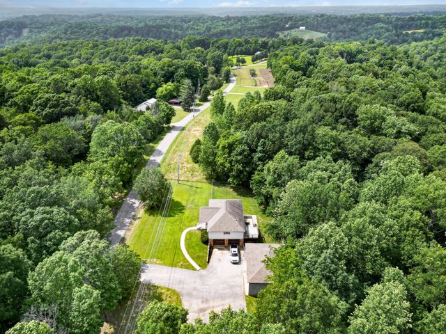 1462 Peter Pond Rd, Ashland City, TN 37015