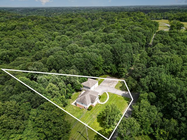 1462 Peter Pond Rd, Ashland City, TN 37015