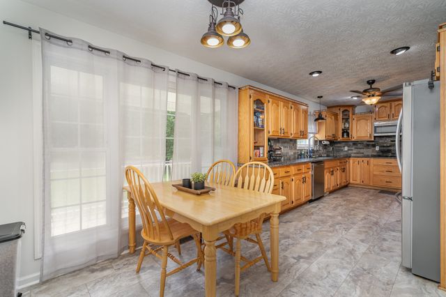 1462 Peter Pond Rd, Ashland City, TN 37015