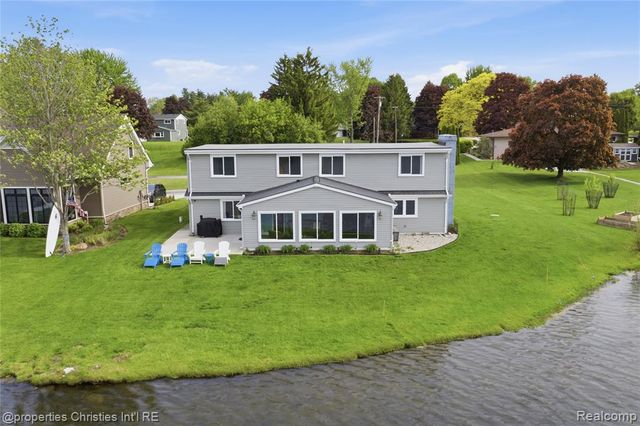 6672 Seth Court, Clarkston, MI 48348