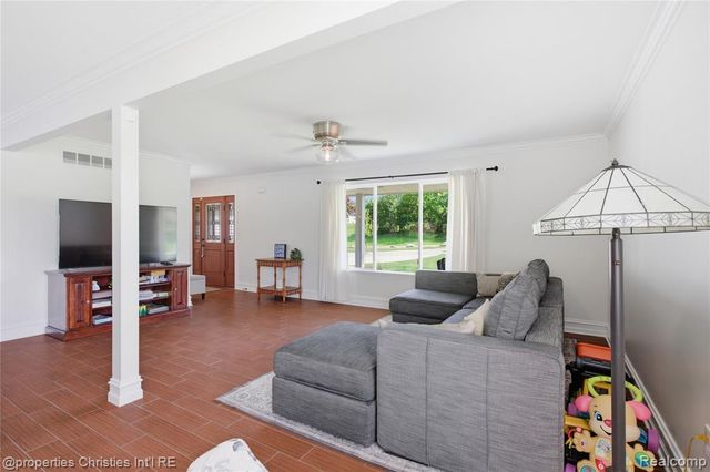 6672 Seth Court, Clarkston, MI 48348