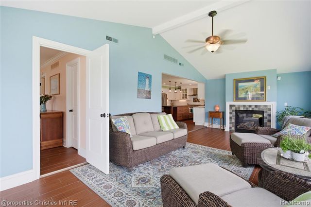 6672 Seth Court, Clarkston, MI 48348