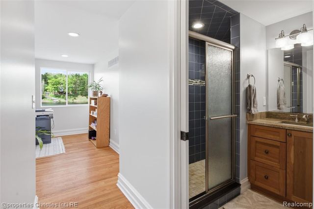 6672 Seth Court, Clarkston, MI 48348