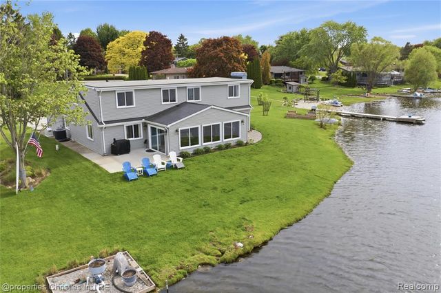 6672 Seth Court, Clarkston, MI 48348