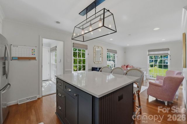 3901 Severn Avenue, Charlotte, NC 28210
