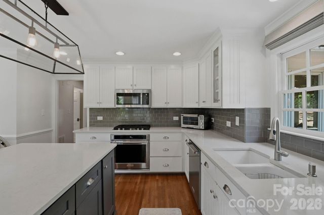 3901 Severn Avenue, Charlotte, NC 28210