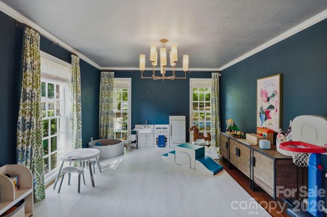 3901 Severn Avenue, Charlotte, NC 28210
