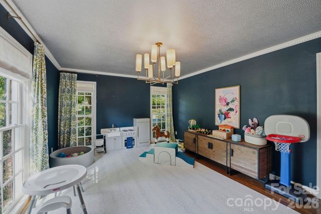 3901 Severn Avenue, Charlotte, NC 28210