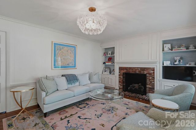 3901 Severn Avenue, Charlotte, NC 28210